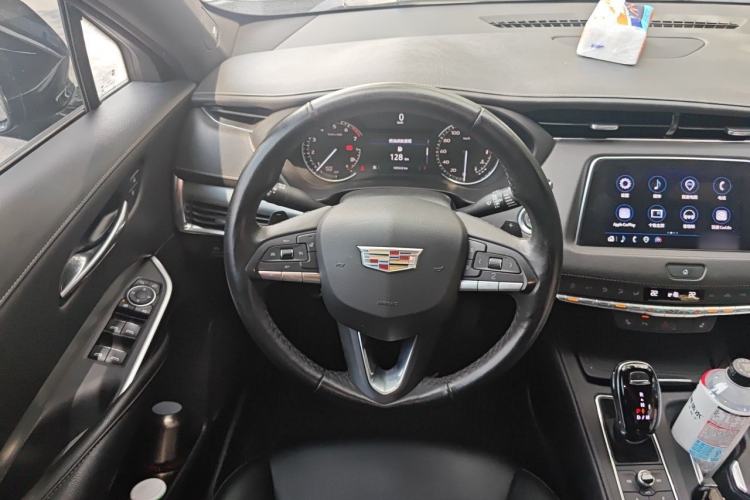 Used Cadillac XT4 2021 28T Two-Wheel Drive Leading Version Steering Wheel