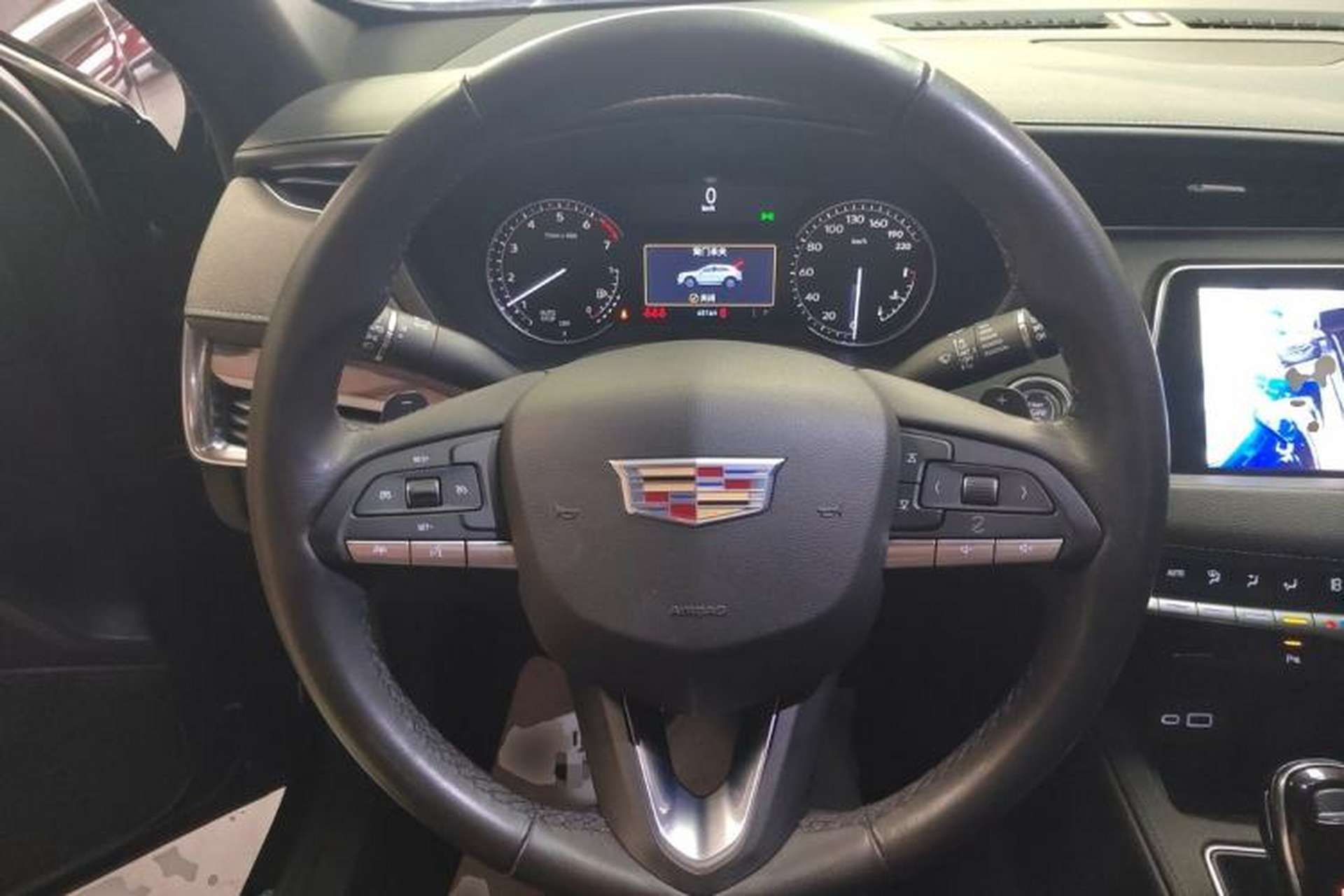 Used Cadillac XT4 2021 28T Two-Wheel Drive Tech Edition Steering Wheel