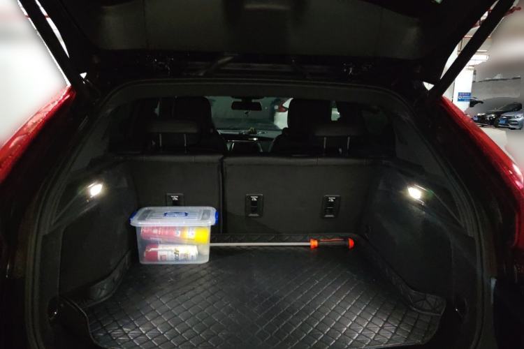 Used Cadillac XT4 2021 28T Two-Wheel Drive Tech Edition Trunk