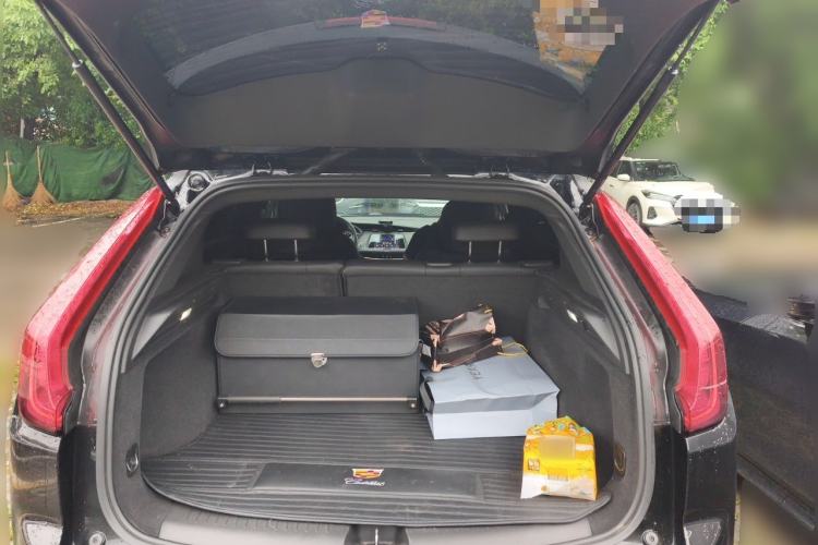 Used Cadillac XT4 2021 28T Two-Wheel Drive Tech Edition Trunk
