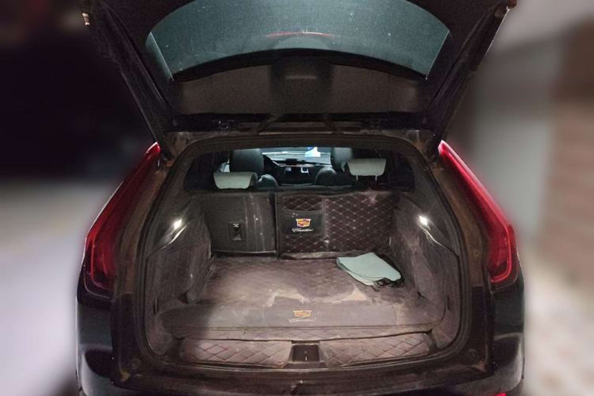 Used Cadillac XT4 2021 28T Two-Wheel Drive Tech Edition Trunk