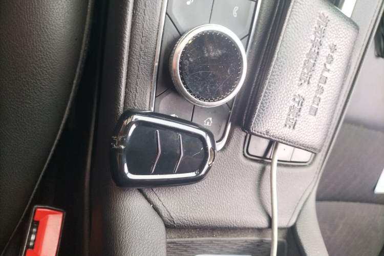 Used Cadillac XT4 2021 28T Two-Wheel Drive Tech Edition Vehicle Key
