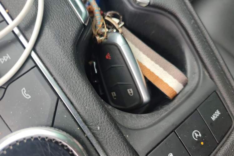 Used Cadillac XT4 2021 28T Two-Wheel Drive Tech Edition Vehicle Key