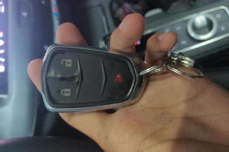 Used Cadillac XT4 2021 28T Two-Wheel Drive Tech Edition Vehicle Key