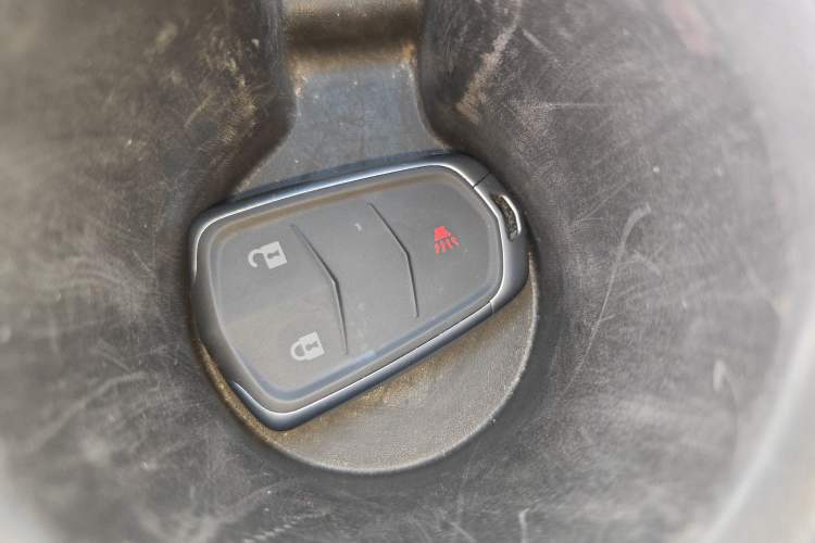 Used Cadillac XT4 2021 28T Two-Wheel Drive Tech Edition Vehicle Key