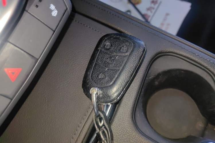 Used Cadillac XT4 2021 28T Two-Wheel Drive Leading Version Vehicle Key