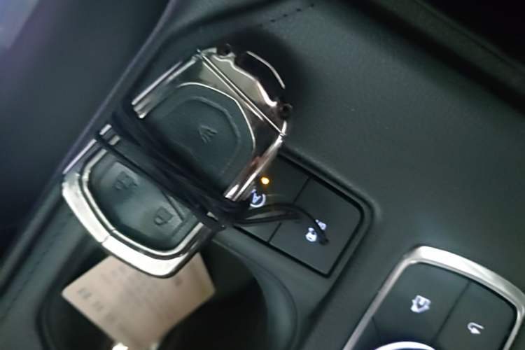 Used Cadillac XT4 2021 28T Two-Wheel Drive Leading Version Vehicle Key