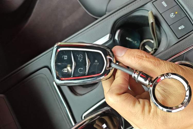 Used Cadillac XT4 2021 28T Two-Wheel Drive Tech Edition Vehicle Key
