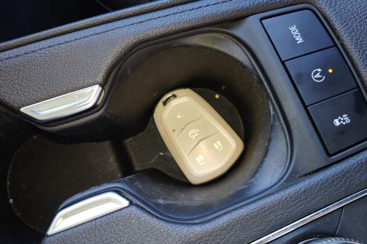 Used Cadillac XT4 2021 28T Two-Wheel Drive Leading Version Vehicle Key
