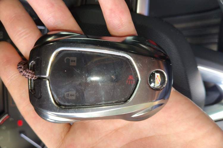 Used Cadillac XT4 2021 28T Two-Wheel Drive Tech Edition Vehicle Key