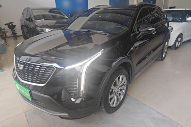 Cadillac XT4 2021 28T Two-Wheel Drive Luxury Version с пробегом