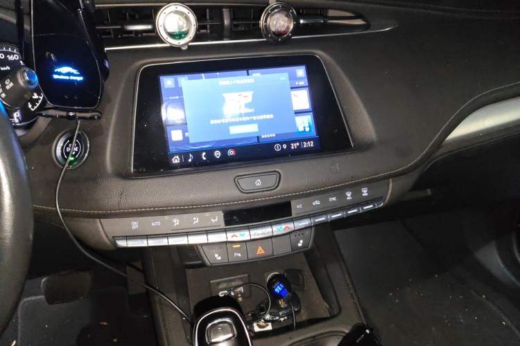 Used Cadillac XT4 2021 28T Two-Wheel Drive Leading Version Audio And AC Panel