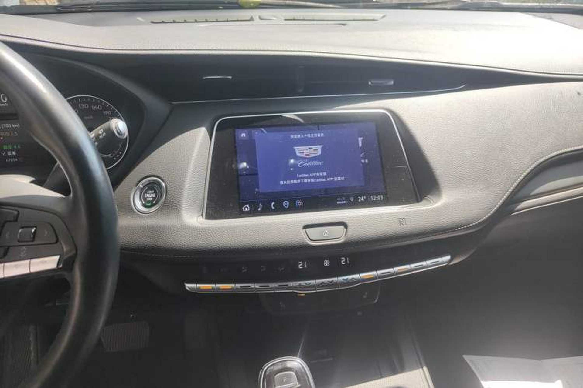 Used Cadillac XT4 2021 28T Two-Wheel Drive Leading Version Audio And AC Panel
