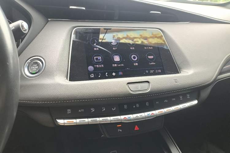 Used Cadillac XT4 2021 28T Two-Wheel Drive Tech Edition Audio And AC Panel