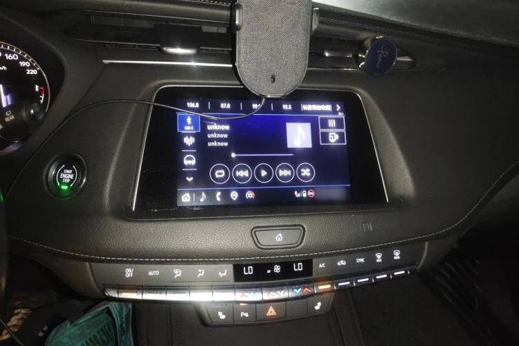 Used Cadillac XT4 2021 28T Two-Wheel Drive Leading Version Audio And AC Panel