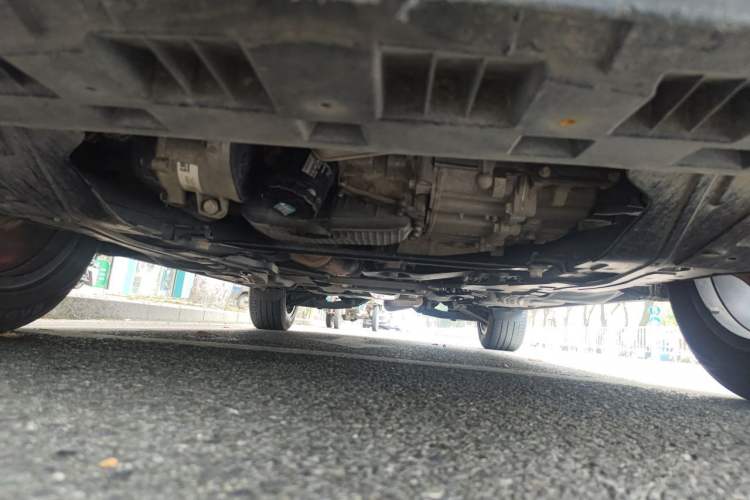 Used Cadillac XT4 2021 28T Two-Wheel Drive Leading Version Chassis Front
