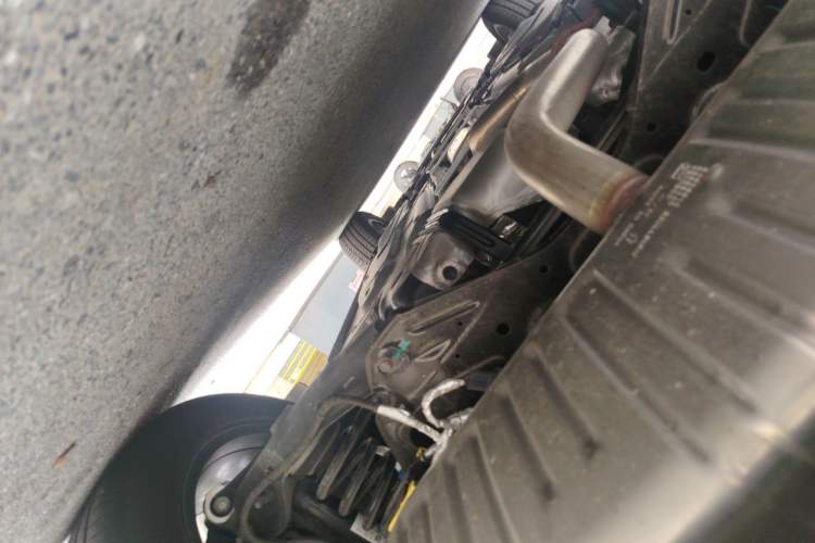 Used Cadillac XT4 2021 28T Two-Wheel Drive Leading Version Chassis Rear