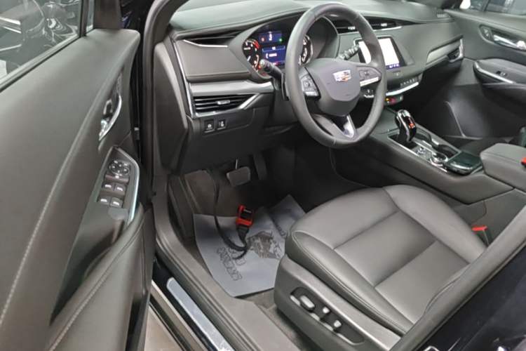 Used Cadillac XT4 2021 28T Two-Wheel Drive Leading Version Driver Seat
