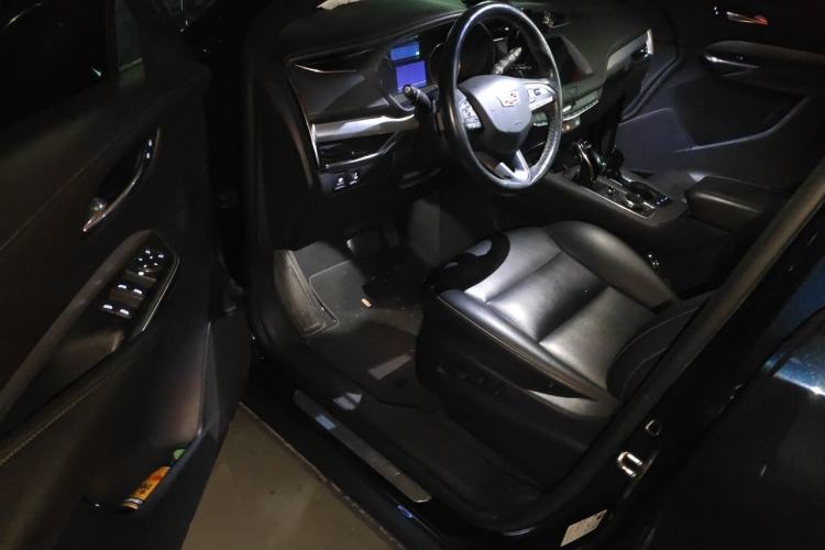 Used Cadillac XT4 2021 28T Two-Wheel Drive Leading Version Driver Seat