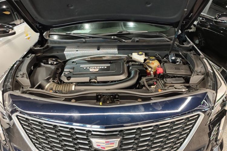Used Cadillac XT4 2021 28T Two-Wheel Drive Leading Version Engine Bay