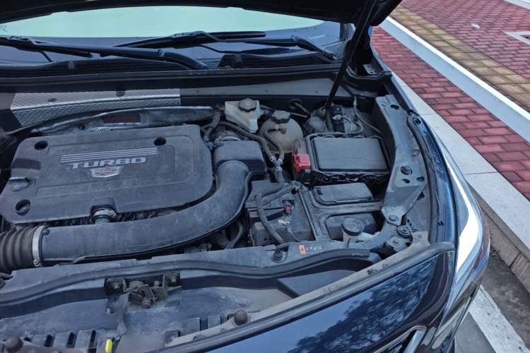 Used Cadillac XT4 2021 28T Two-Wheel Drive Leading Version Engine Bay Left