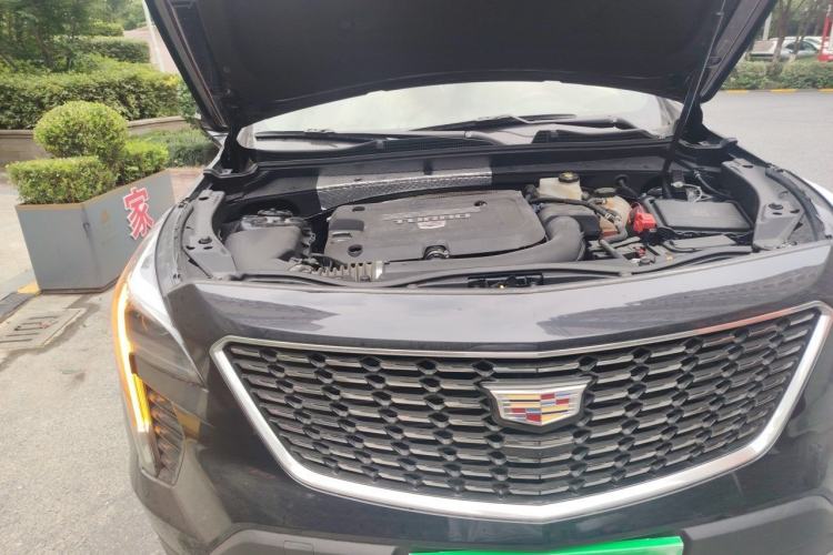 Used Cadillac XT4 2021 28T Two-Wheel Drive Leading Version Engine Bay Right