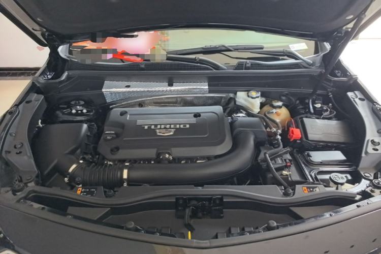 Used Cadillac XT4 2021 28T Two-Wheel Drive Luxury Version Engine Bay