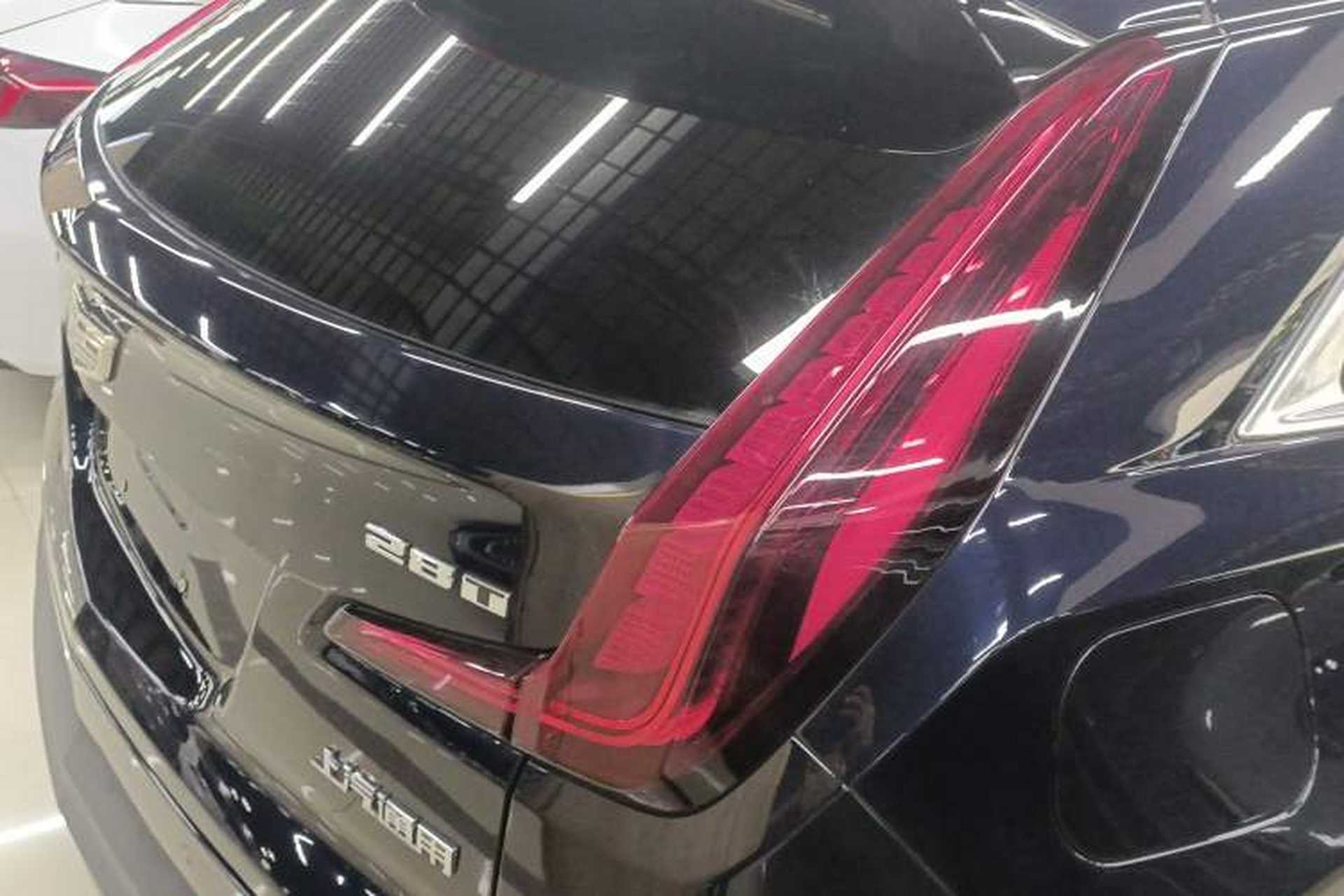 Used Cadillac XT4 2021 28T Two-Wheel Drive Tech Edition Exterior 2
