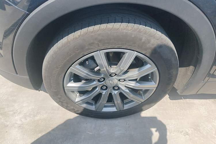 Used Cadillac XT4 2021 28T Two-Wheel Drive Leading Version Exterior 4