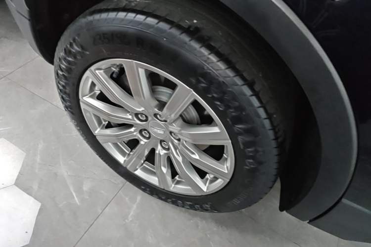 Used Cadillac XT4 2021 28T Two-Wheel Drive Leading Version Exterior 5