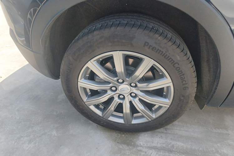 Used Cadillac XT4 2021 28T Two-Wheel Drive Leading Version Exterior 5
