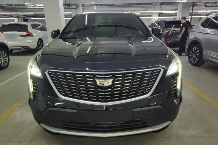 Used Cadillac XT4 2021 28T Two-Wheel Drive Leading Version Front