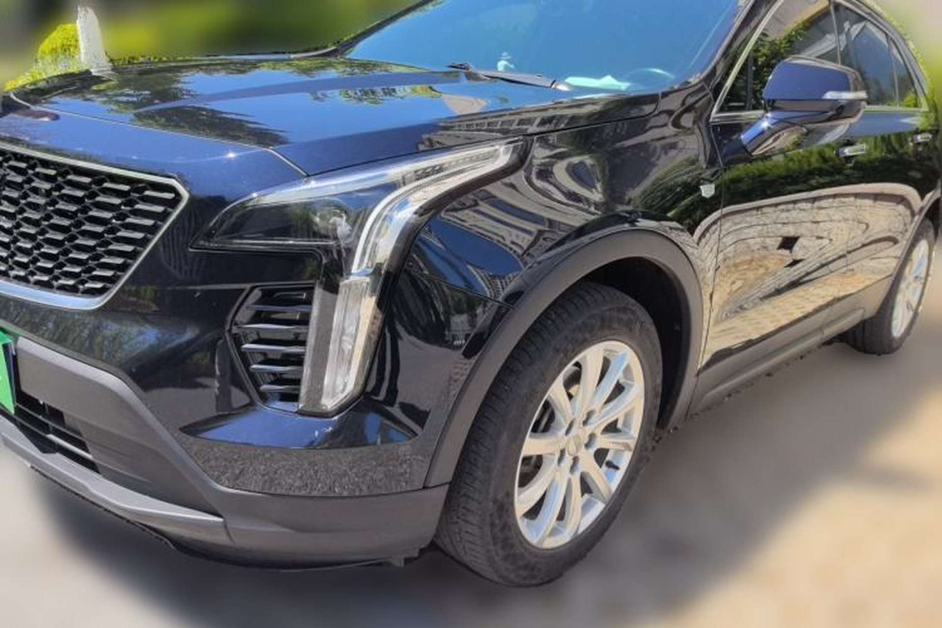Used Cadillac XT4 2021 28T Two-Wheel Drive Tech Edition Front Left 45 Deg