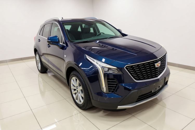 Used Cadillac XT4 2021 28T Two-Wheel Drive Leading Version Front Right 45 Deg