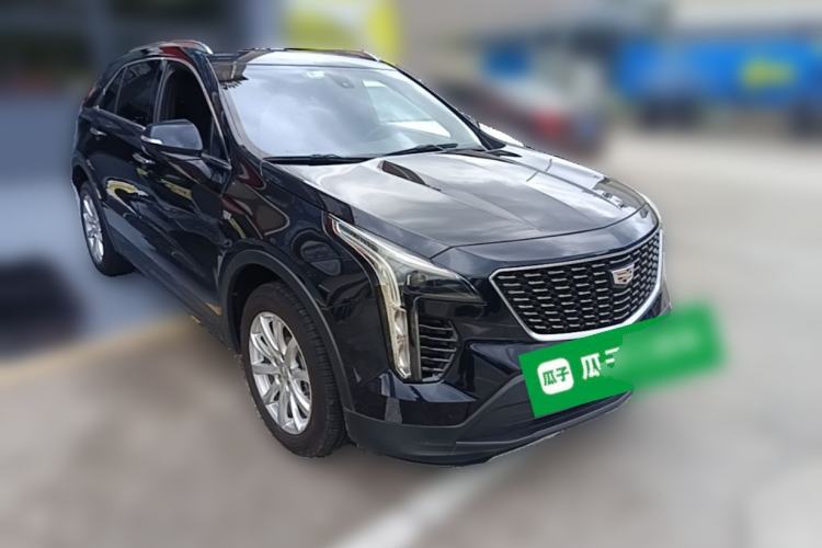 Used Cadillac XT4 2021 28T Two-Wheel Drive Tech Edition Front Right 45 Deg
