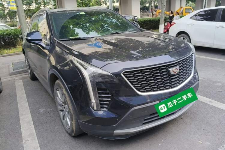 Used Cadillac XT4 2021 28T Two-Wheel Drive Leading Version Front Right 45 Deg