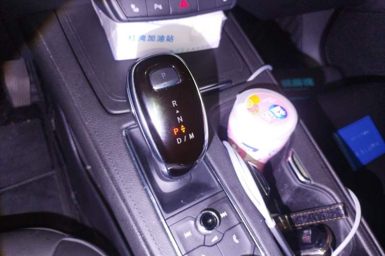 Used Cadillac XT4 2021 28T Two-Wheel Drive Leading Version Gear Lever