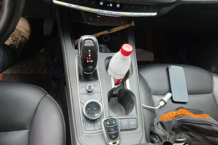 Used Cadillac XT4 2021 28T Two-Wheel Drive Leading Version Gear Lever