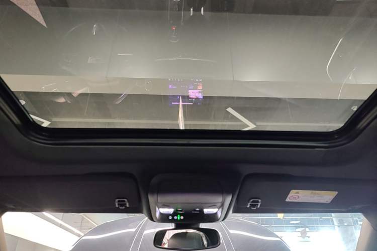 Used Cadillac XT4 2021 28T Two-Wheel Drive Leading Version Headliner