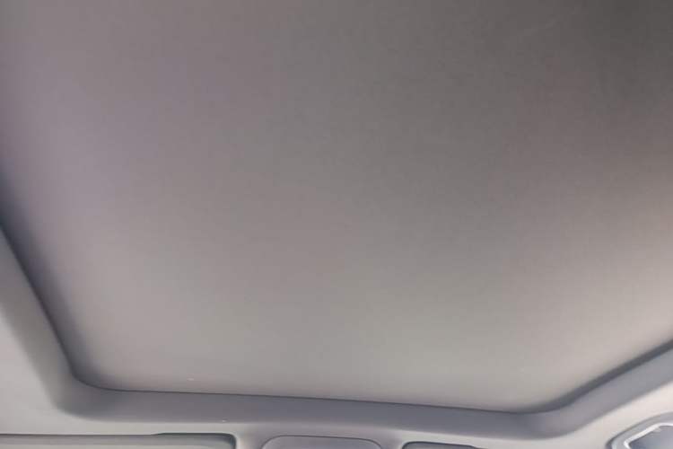 Used Cadillac XT4 2021 28T Two-Wheel Drive Tech Edition Headliner