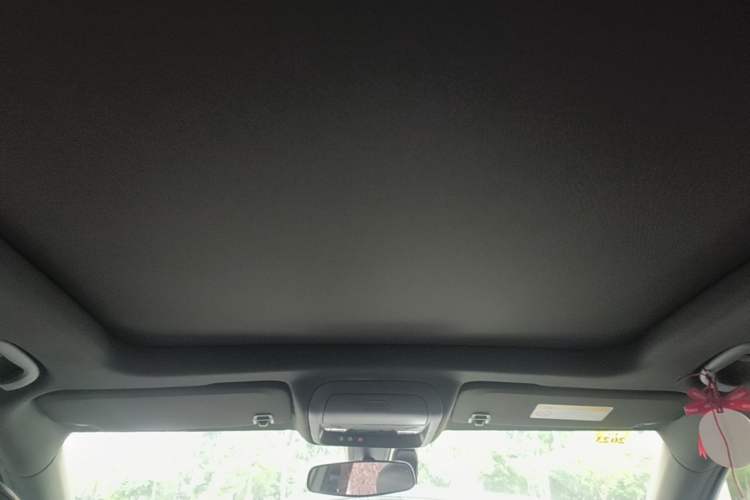 Used Cadillac XT4 2021 28T Two-Wheel Drive Tech Edition Headliner