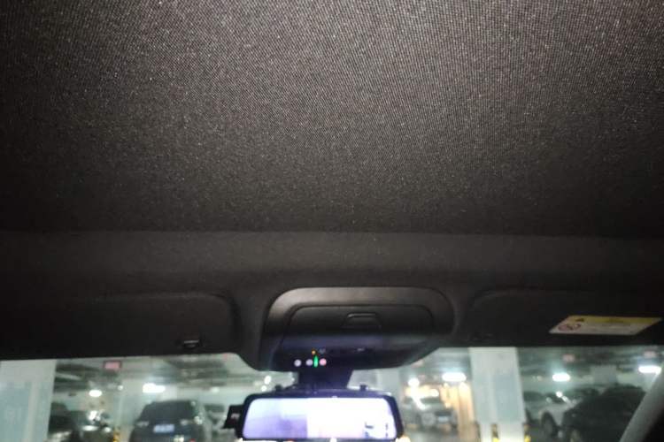 Used Cadillac XT4 2021 28T Two-Wheel Drive Leading Version Headliner