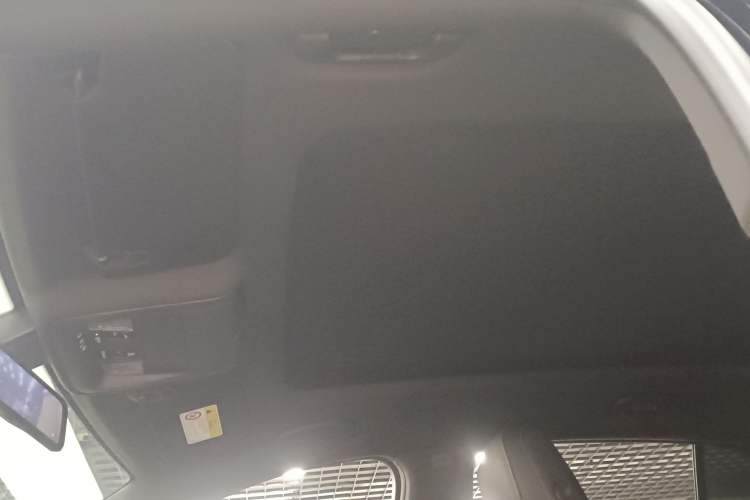 Used Cadillac XT4 2021 28T Two-Wheel Drive Tech Edition Headliner