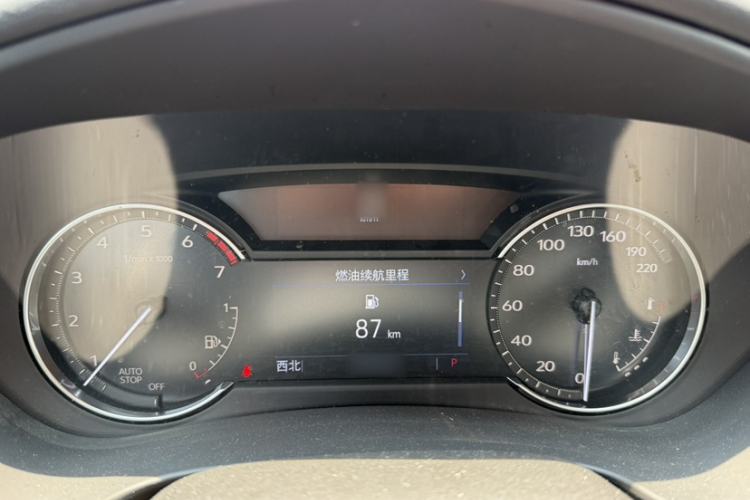 Used Cadillac XT4 2021 28T Two-Wheel Drive Tech Edition Interior 5