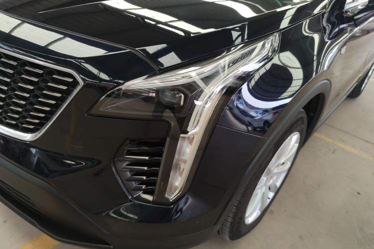 Used Cadillac XT4 2021 28T Two-Wheel Drive Tech Edition Left Front Headlight