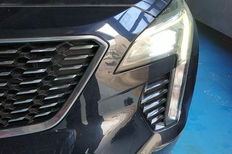 Used Cadillac XT4 2021 28T Two-Wheel Drive Tech Edition Left Front Headlight