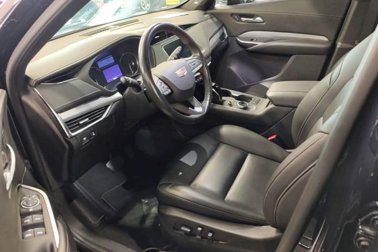 Used Cadillac XT4 2021 28T Two-Wheel Drive Leading Version Left Front Seat