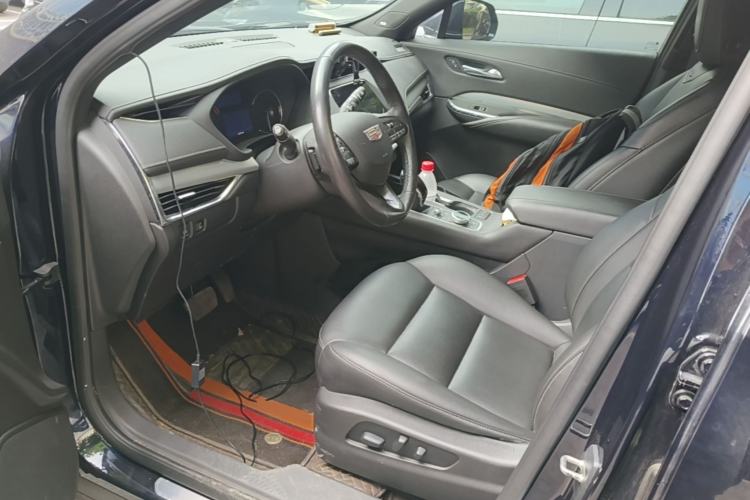 Used Cadillac XT4 2021 28T Two-Wheel Drive Leading Version Left Front Seat