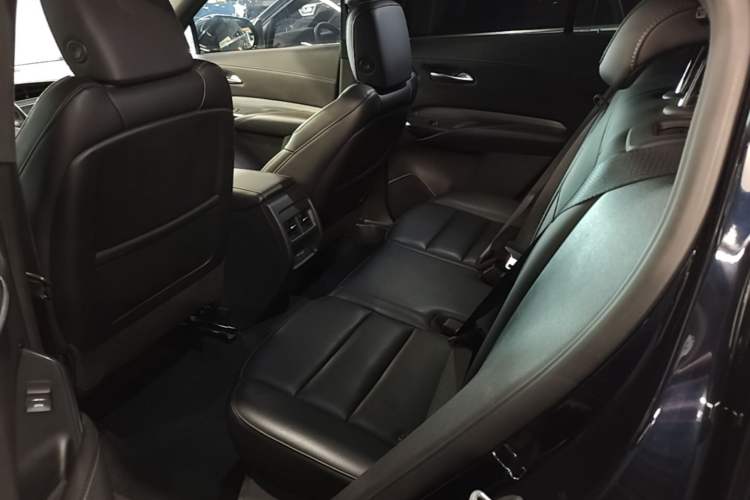 Used Cadillac XT4 2021 28T Two-Wheel Drive Leading Version Left Rear Seat