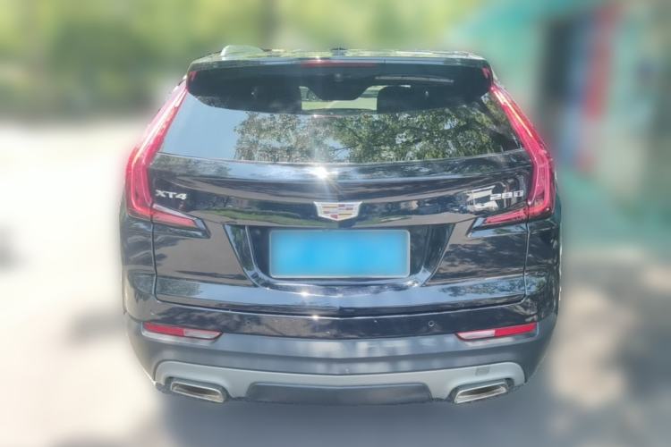Used Cadillac XT4 2021 28T Two-Wheel Drive Luxury Version Rear